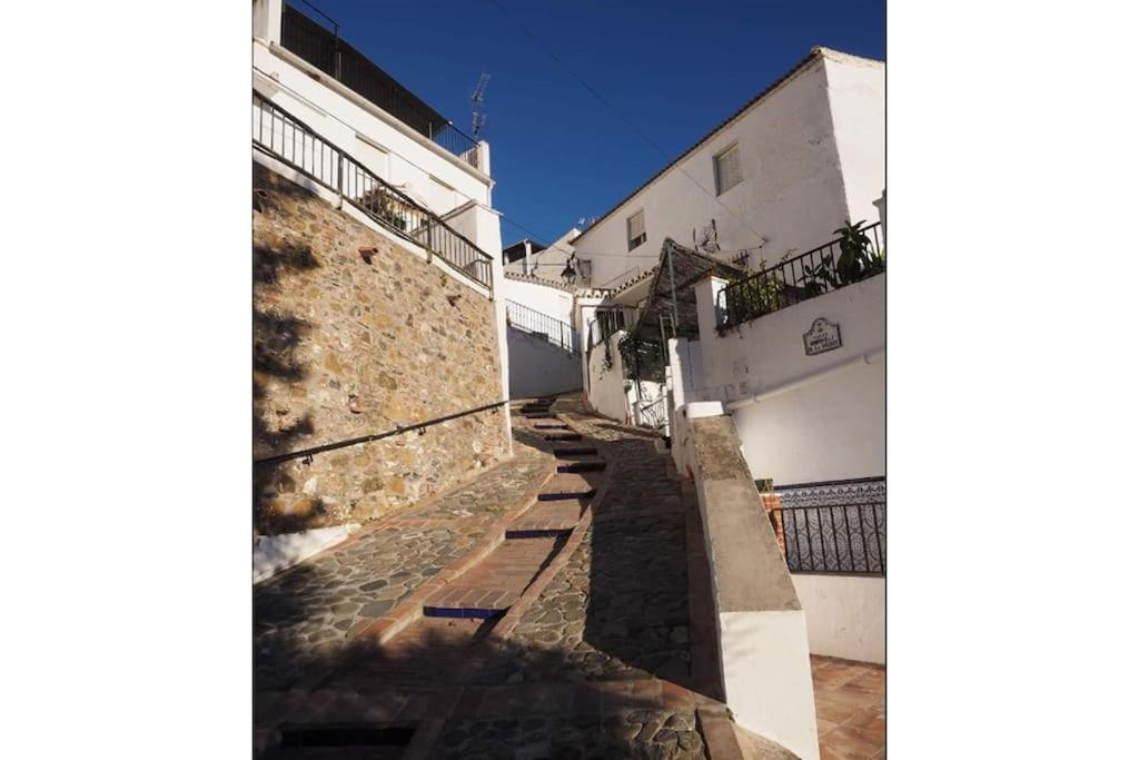 Casa Asilah, Your Serene Mountain Retreat Awaits! Cutar